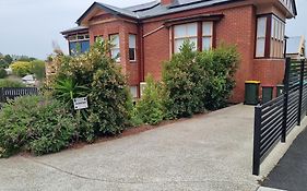 Lords Rest Apartment - Private And Central With Free Parking And Great Wifi